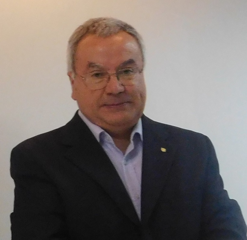Entrevista Decano reelección: Doctor Roberto Riquelme Sepúlveda se presenta a decanatura CFM UdeC