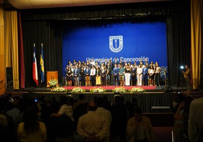 CFM UdeC celebró la titulación de 109 nuevos profesionales en emotiva ceremonia 2026