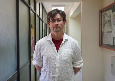 Dr. Roberto Navarro asume como nuevo jefe de carrera de Ciencias Físicas